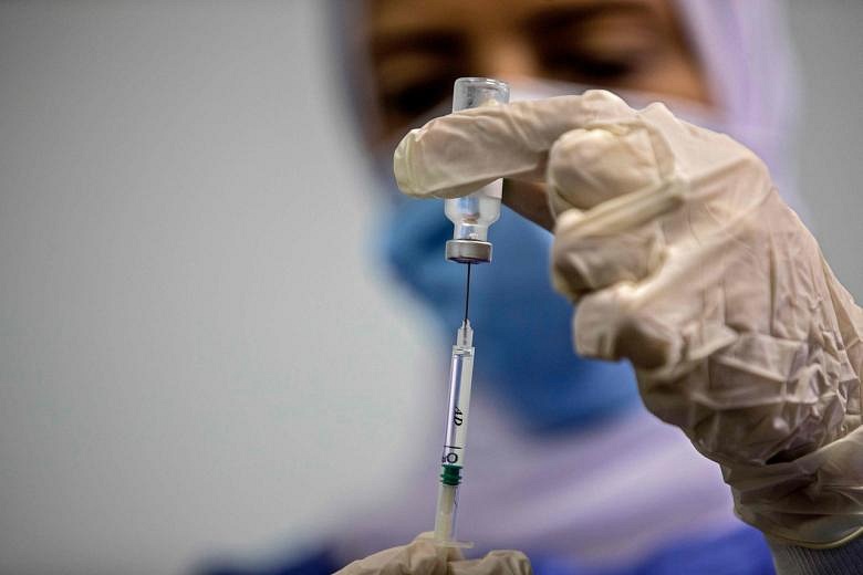 Egypt says it is prioritising Covid-19 vaccination of tourism workers ...