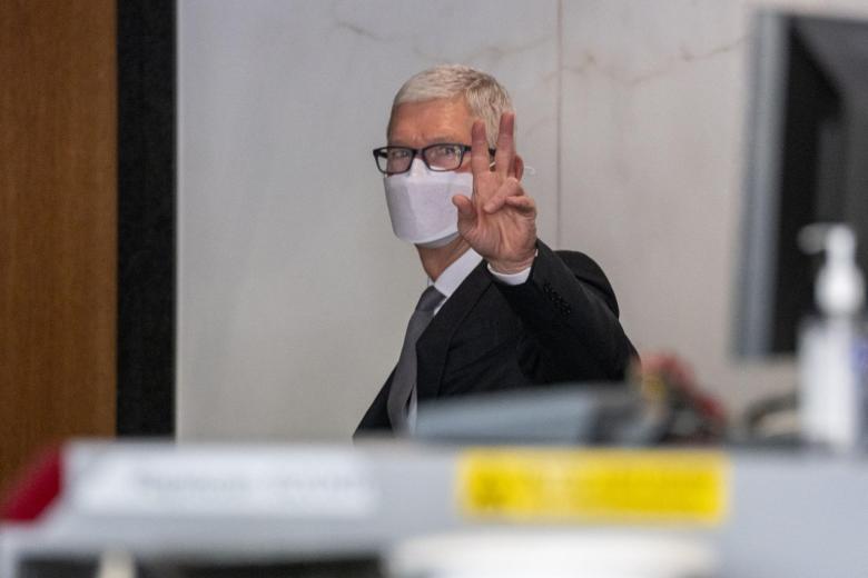 Judge grills Apple chief Tim Cook in final minutes of Epic antitrust ...