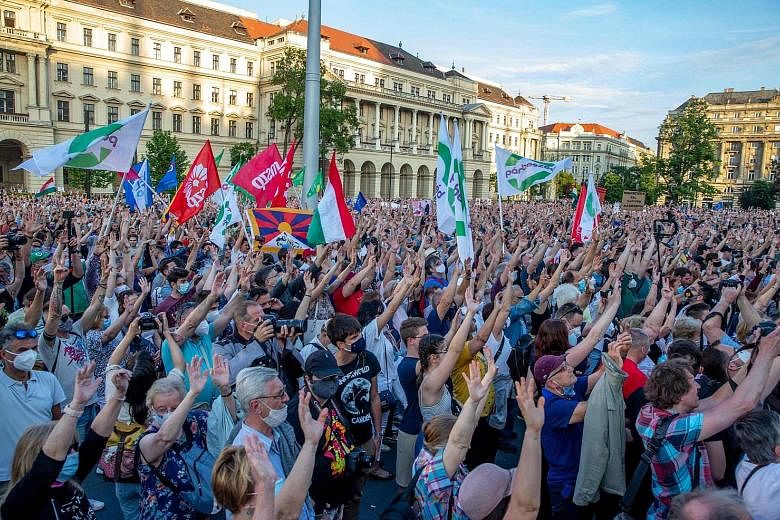 Demonstrators in the Hungarian capital Budapest protesting last Saturday against the Fidesz party of Prime Minister Viktor Orban and the planned construction of a Chinese university. PHOTO: AGENCE FRANCE-PRESSE