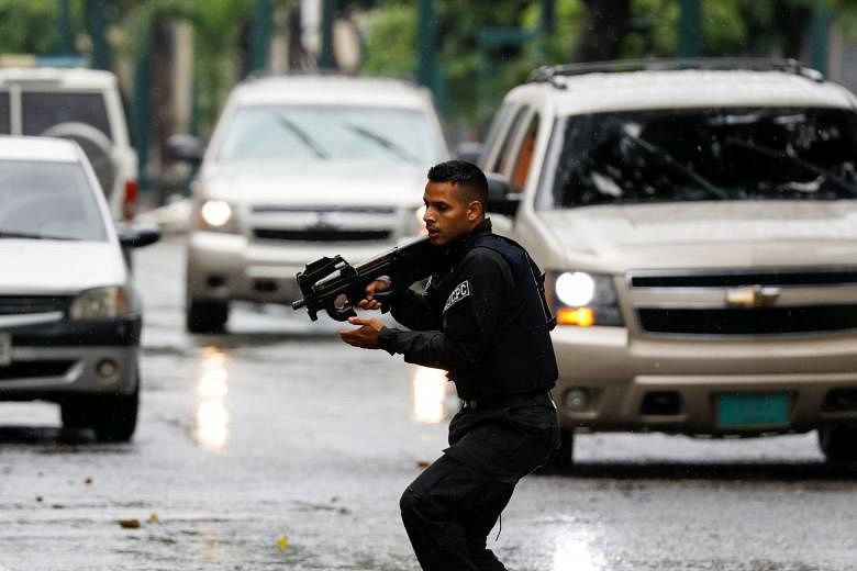 Clashes Between Venezuelan Police And Gangs Leave 26 Dead | The Straits ...