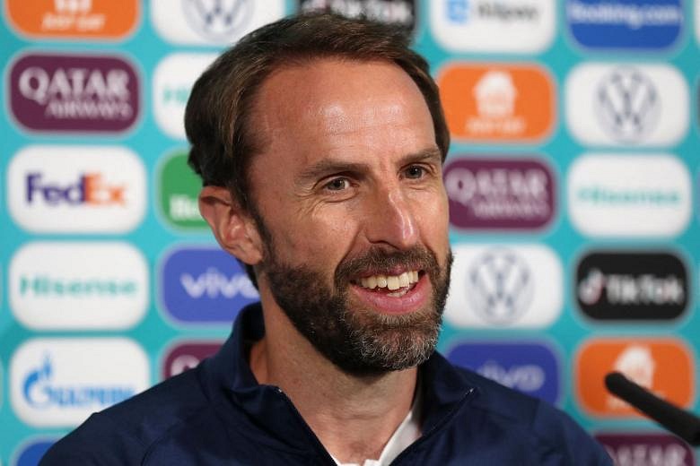 Football: 'Same Again', Southgate Tells England Before Euro Final ...