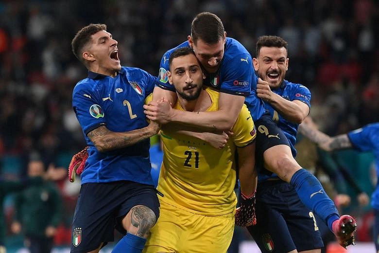 donnarumma italy jersey