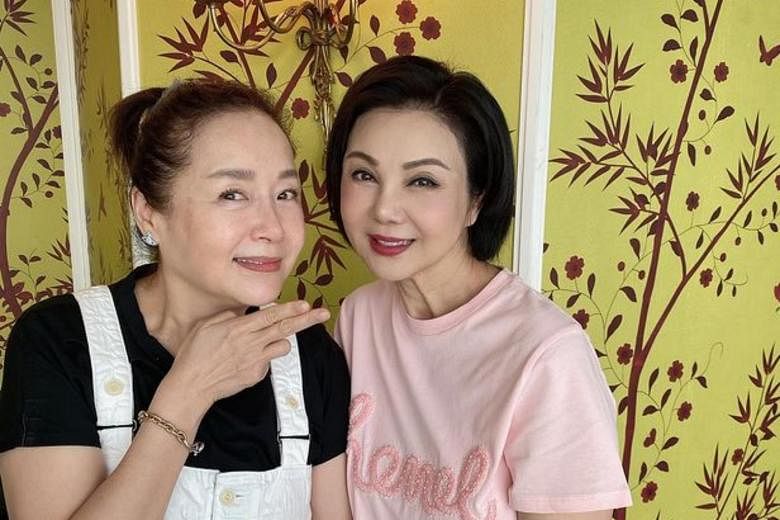 Actress Tien Niu, ex-wife of actor Alex Man, meets up with ex-actress ...