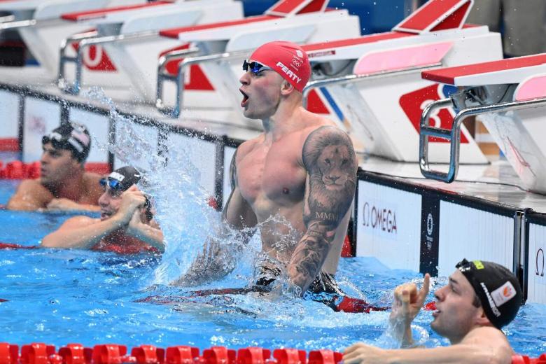 Olympics Britain smash world record to win swimming's mixed 4x100m