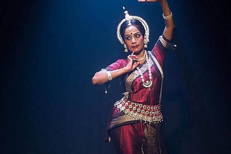 Kalaivani Kumaresan skilfully depicting multiple characters with unique quirks in Nila Madhava.