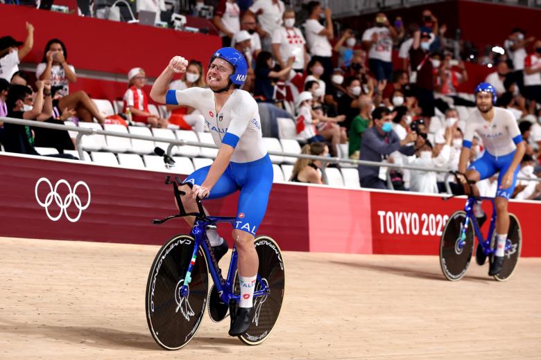 Olympics Italy rewrite world record to beat Denmark in thrilling