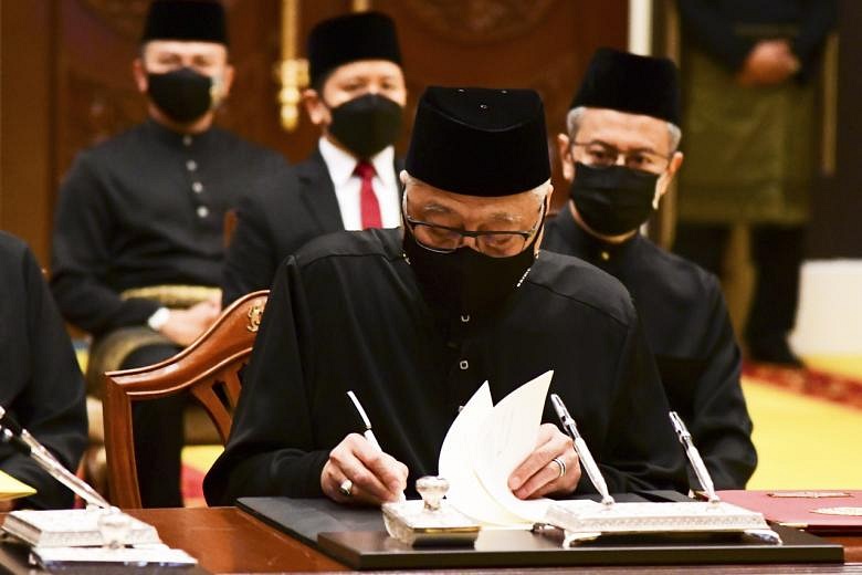 Ismail Sabri Yaakob Sworn In As Malaysia's New Prime Minister | The ...