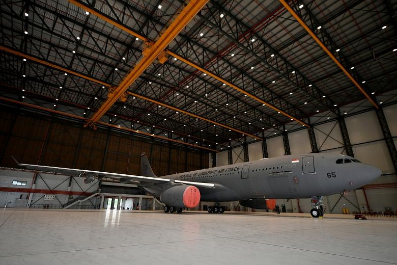 Singapore Offers A330 Tanker Aircraft To Help US Airlift Evacuees From ...