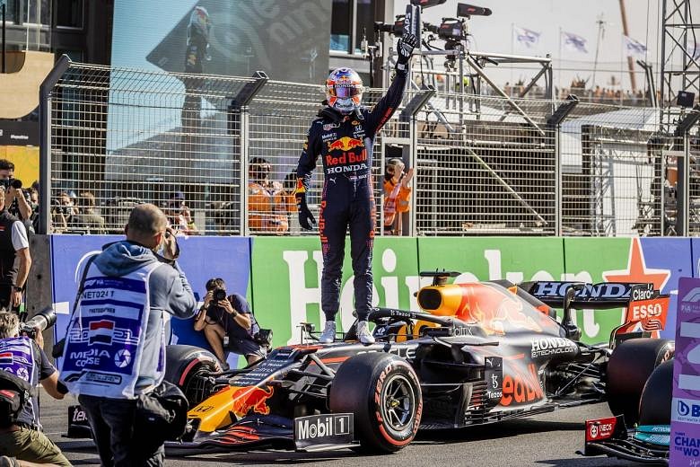 Formula One: Verstappen Takes Dutch GP Pole With Hamilton Alongside ...