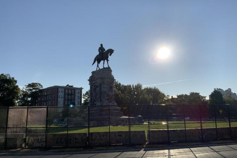 Virginia to take down Robert E. Lee statue The Straits Times