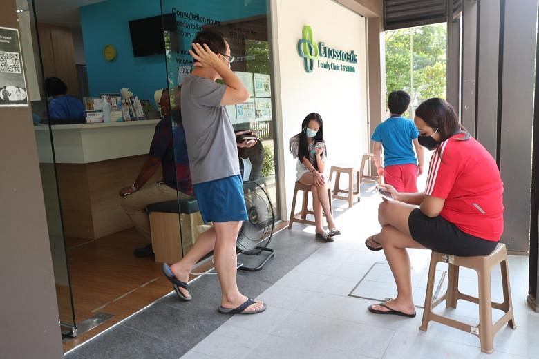 Gp Clinics In S Pore See Surge In Patients As Daily Covid 19 Cases Climb The Straits Times