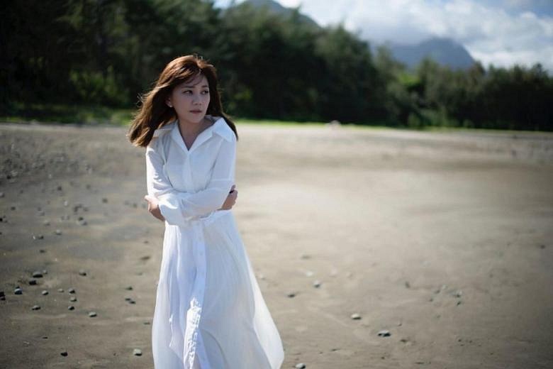 Singer Fish Leong says she chased away depression with sunshine during ...