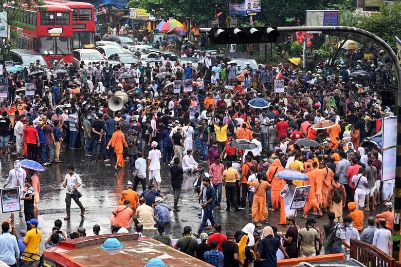 Bangladesh Arrests Hundreds For Violence Against Hindus | The Straits Times