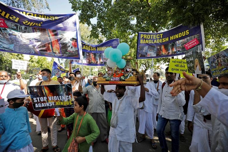 Tens Of Thousands Rally In Bangladesh Over Attacks On Hindus | The ...