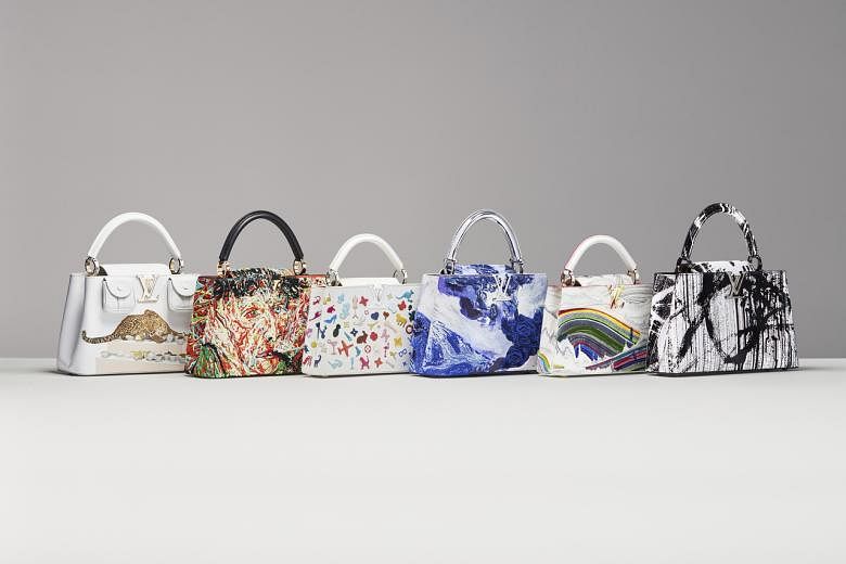 Louis Vuitton: Free Printable Paper Purses