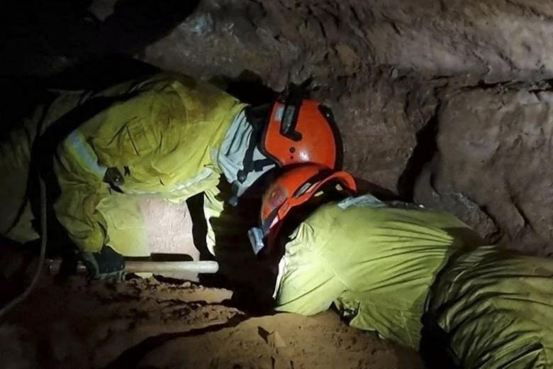 Nine Brazil firefighters die after cave collapse during training ...
