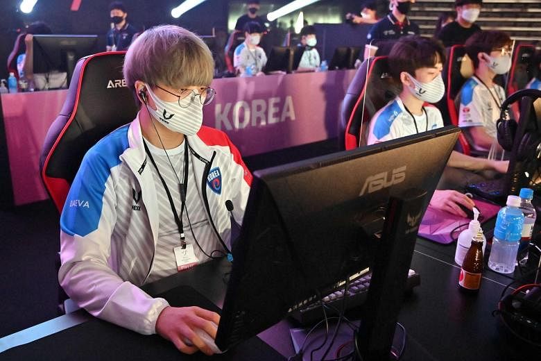 South Korea Seeks To Punish People Who ELO Boost In Competitive Games