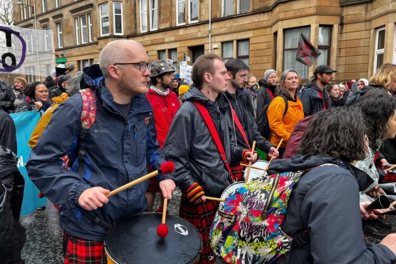 Over 100,000 people rally in Glasgow to call for more climate justice ...