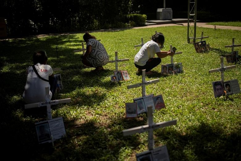 ICC Prosecutor Suspends Probe Into Philippines Drugs War | The Straits ...