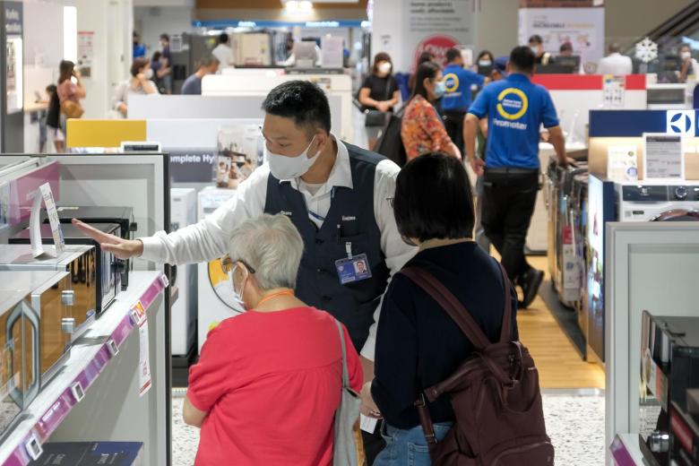 Retailers in Singapore shrug off pandemic blues with redhot Black Friday, yearend deals The