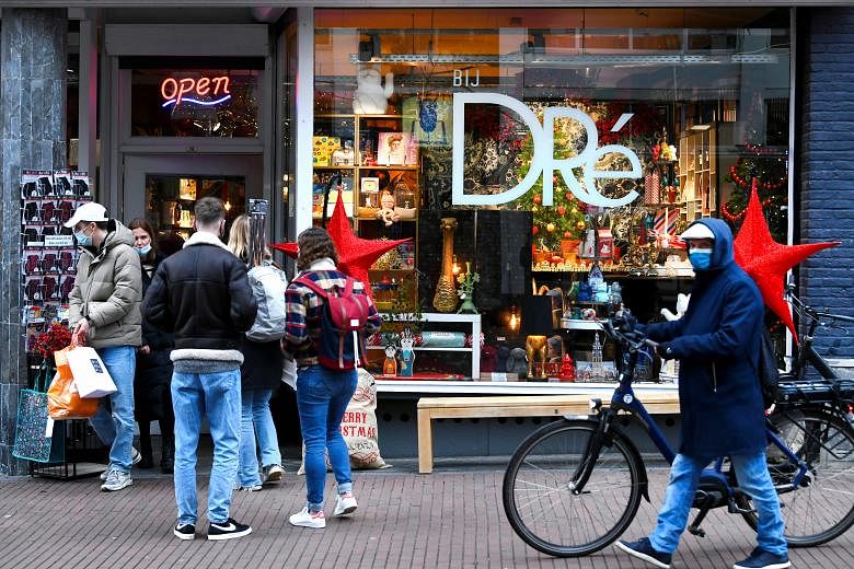 Les Pays-Bas entreront dans un verrouillage strict de Noël au milieu de la vague Omicron