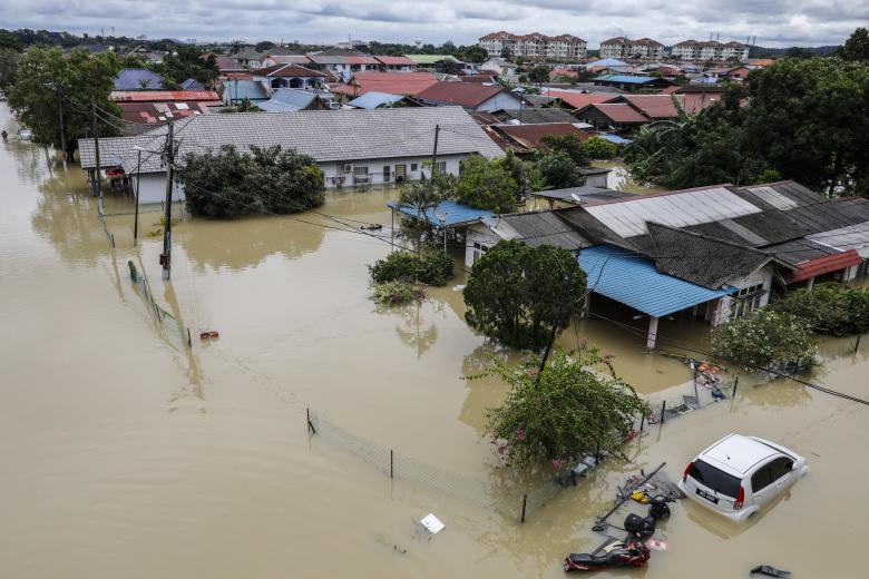 Floods: Malaysian govt to provide $32 million for repair of homes, infrastructure | The Straits Times