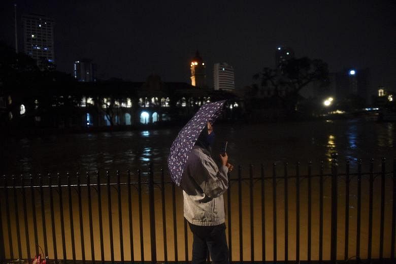 Le service météorologique malaisien nie avoir omis d’émettre des avertissements de pluie