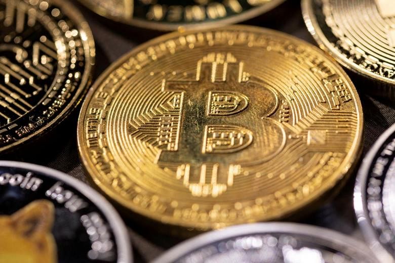 letartóztatták a bitcoin milliomost bináris opciós brókerek listája minimális befizetés szerint