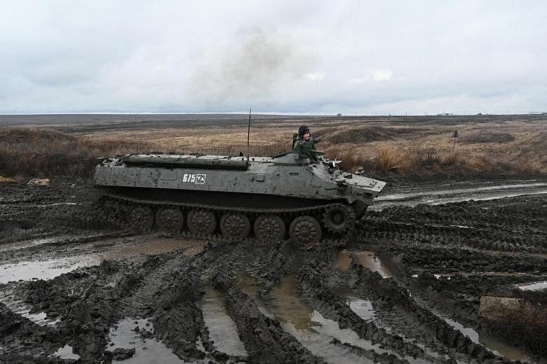 Russia completes 10,000-troop drills near Ukraine | The Straits Times