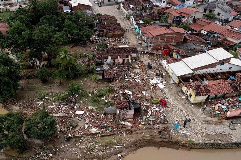 ‘Kami kehilangan segalanya’: Banjir Brasil membuat ribuan orang melarat