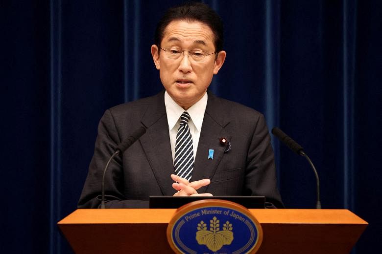 PM Jepang mengatakan pangkalan militer AS akan memberlakukan kontrol Covid-19 yang lebih ketat