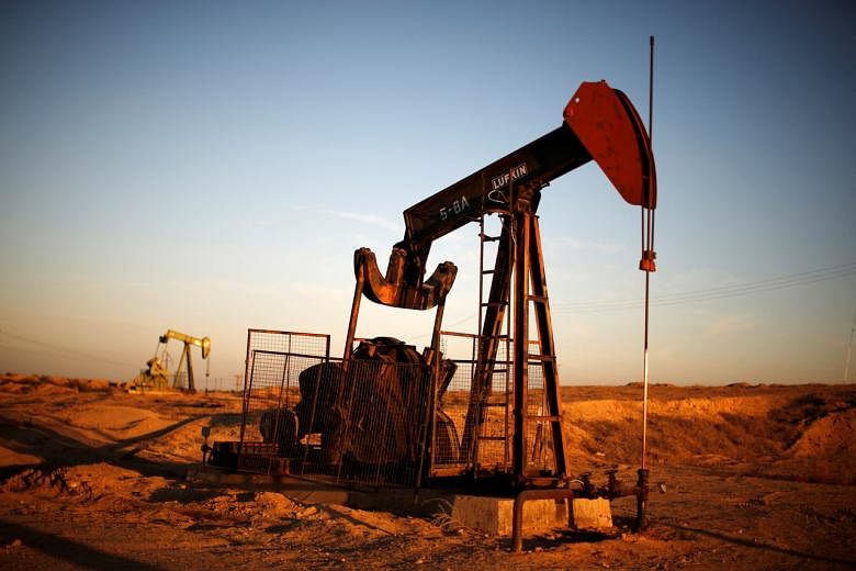 Le pétrole prolonge son rallye depuis son sommet de 2014 alors que l’explosion d’un tuyau en Irak touche l’approvisionnement
