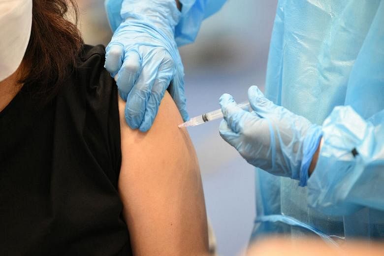 Perjalanan panjang vaksin Covid-19 ke negara-negara berkembang mengancam berakhirnya pandemi dengan cepat