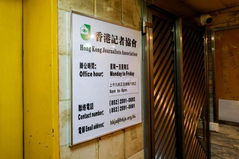 Tindakan keras Hong Kong membuat jurnalis berjuang untuk mencari pekerjaan