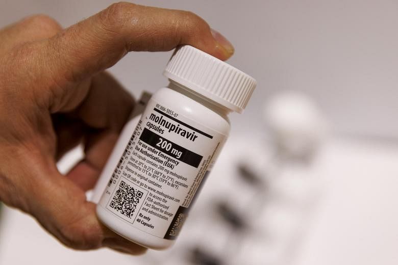 Une version à faible coût du molnupiravir de la pilule Merck Covid-19 sera fabriquée par 27 fabricants de médicaments