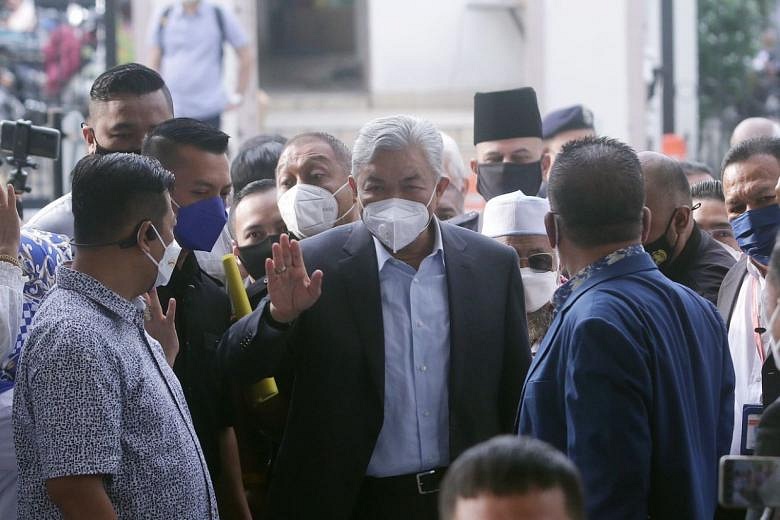 Umno Chief Zahid Ordered To Enter Defence On 47 Graft Charges | The ...