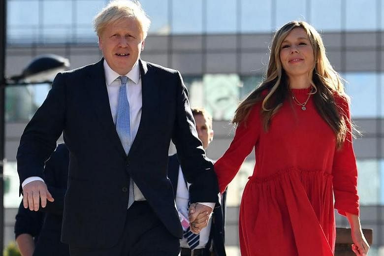 Le Premier ministre britannique Johnson a organisé une fête d’anniversaire pendant le verrouillage du coronavirus, selon ITV News