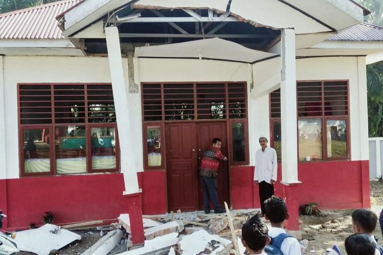 Seven dead, 85 injured after magnitude 6.1 quake hits West Sumatra, in Indonesia