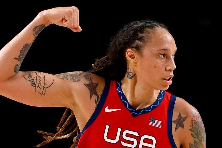 Basketball: la star de la WNBA Brittney Griner “OK” alors que le tribunal russe prolonge sa détention