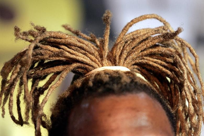 US House adopte un projet de loi interdisant la discrimination raciale sur les cheveux