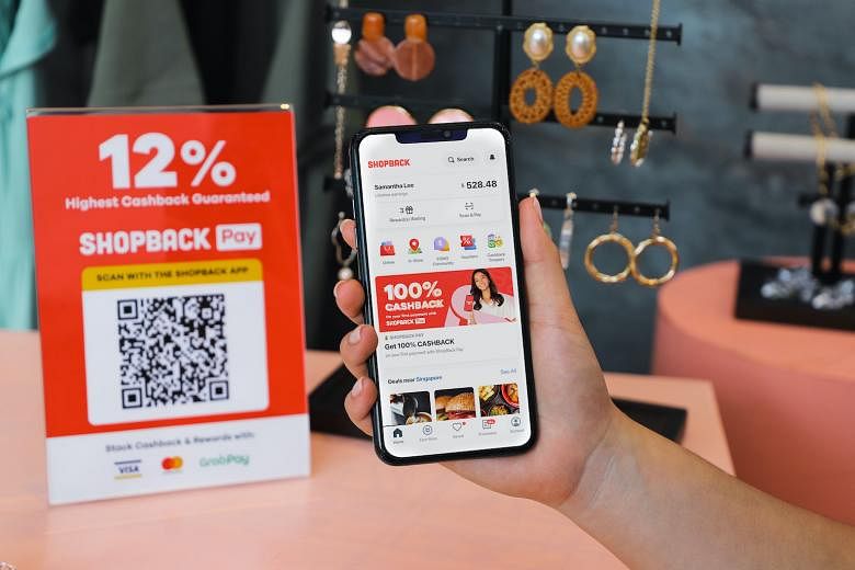 New e-payment feature for savvy shoppers: Credit card rewards, GrabRewards,  12% cashback on popular merchants