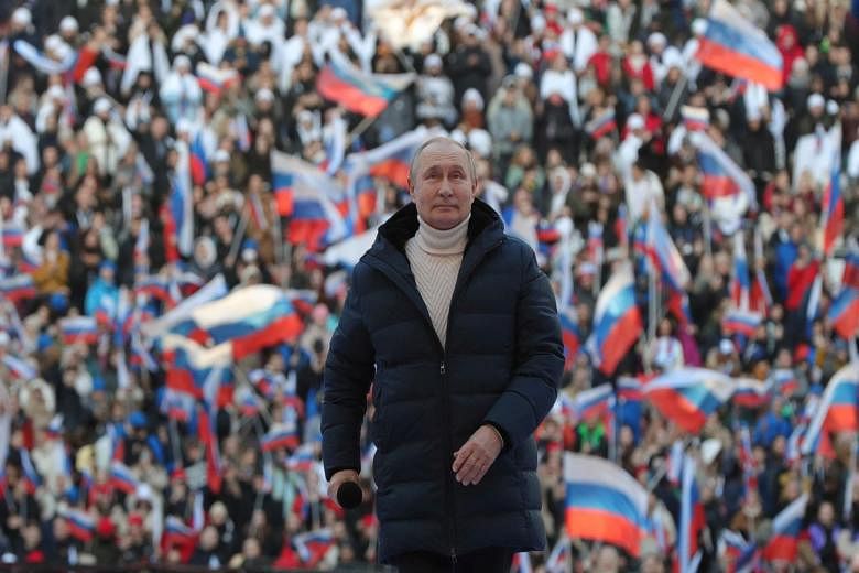 Les écrivains sont aux prises avec Vladimir Poutine depuis deux décennies
