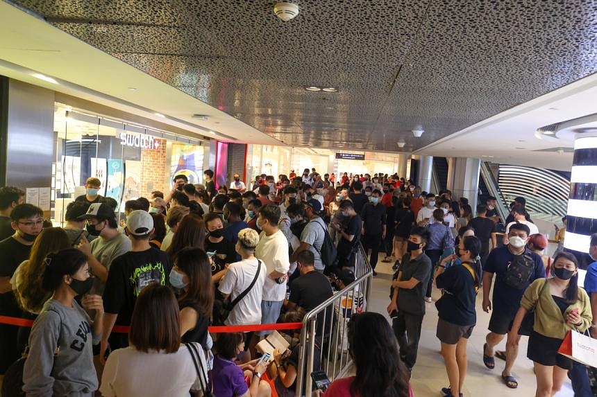 The joys of queueing, Singapore style | The Straits Times