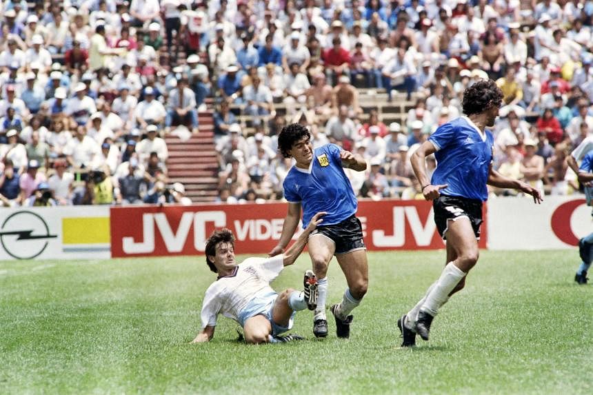 Football: la fille de Maradona affirme que le mauvais maillot est mis aux enchères
