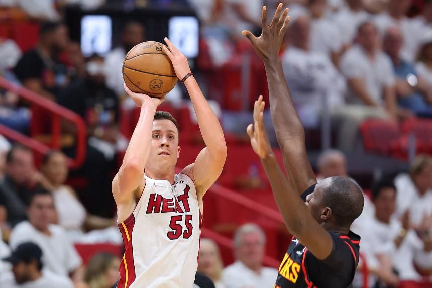 Basketball: NBA Heat déroute les Hawks alors que les défenseurs de Miami arrêtent Young