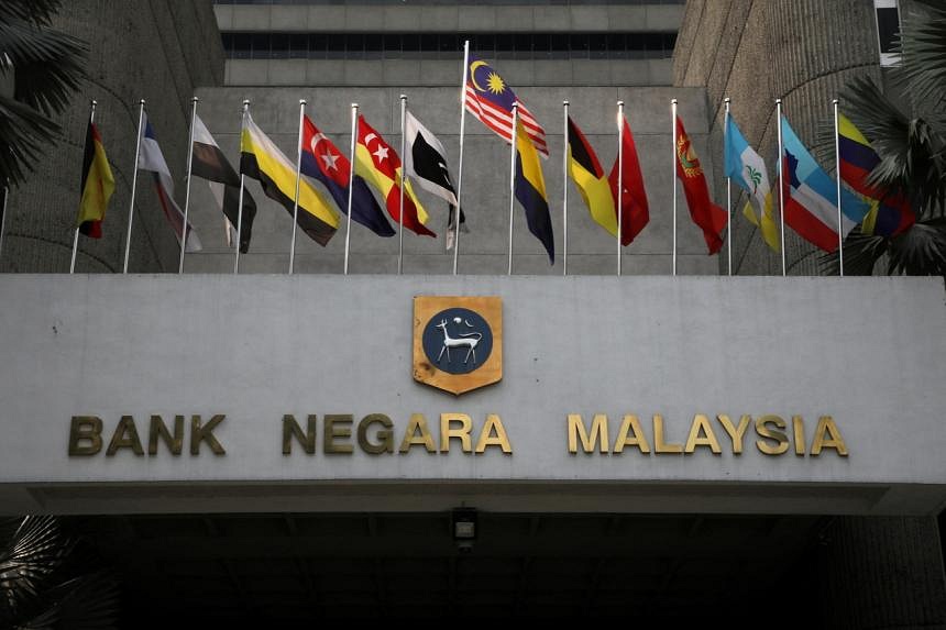 Malaysia Surprises By Lifting Key Interest Rate From All-time Low On ...