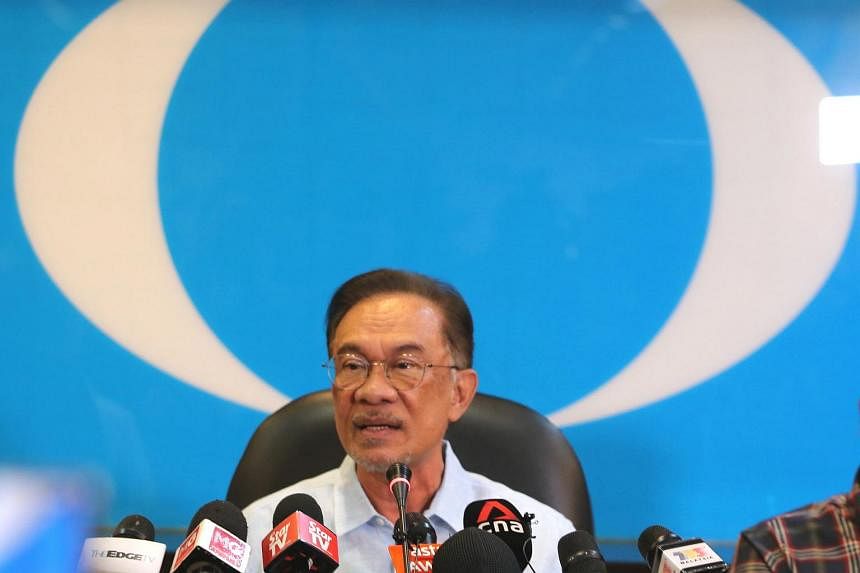 Glitches, low turnout mar Malaysia party PKR's polls