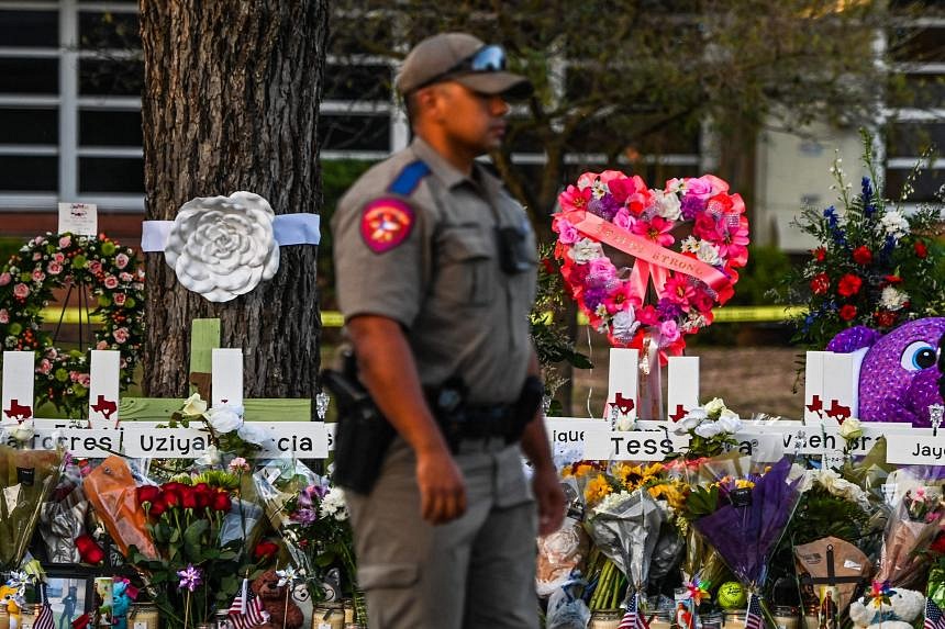 Questions Mount About Police Response To Texas Massacre That Killed 19 ...