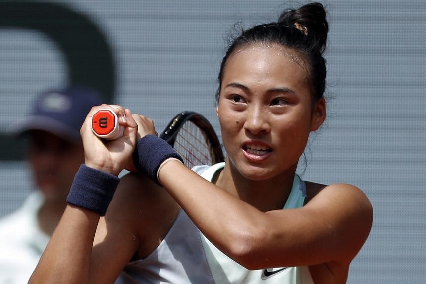 Tennis: China's Zheng 'so excited' for Swiatek clash at French Open ...