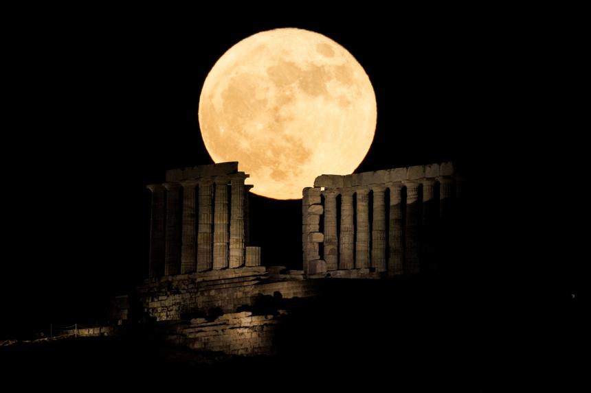 In Pictures: June supermoon seen around the world - The Straits Times